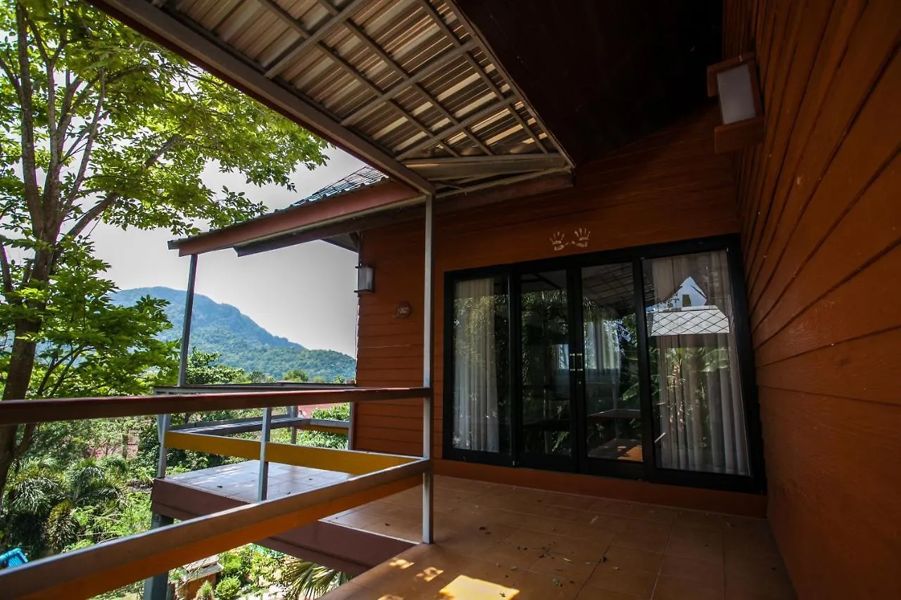 Phitharom Pp Resort Phi Phi Don 3*,