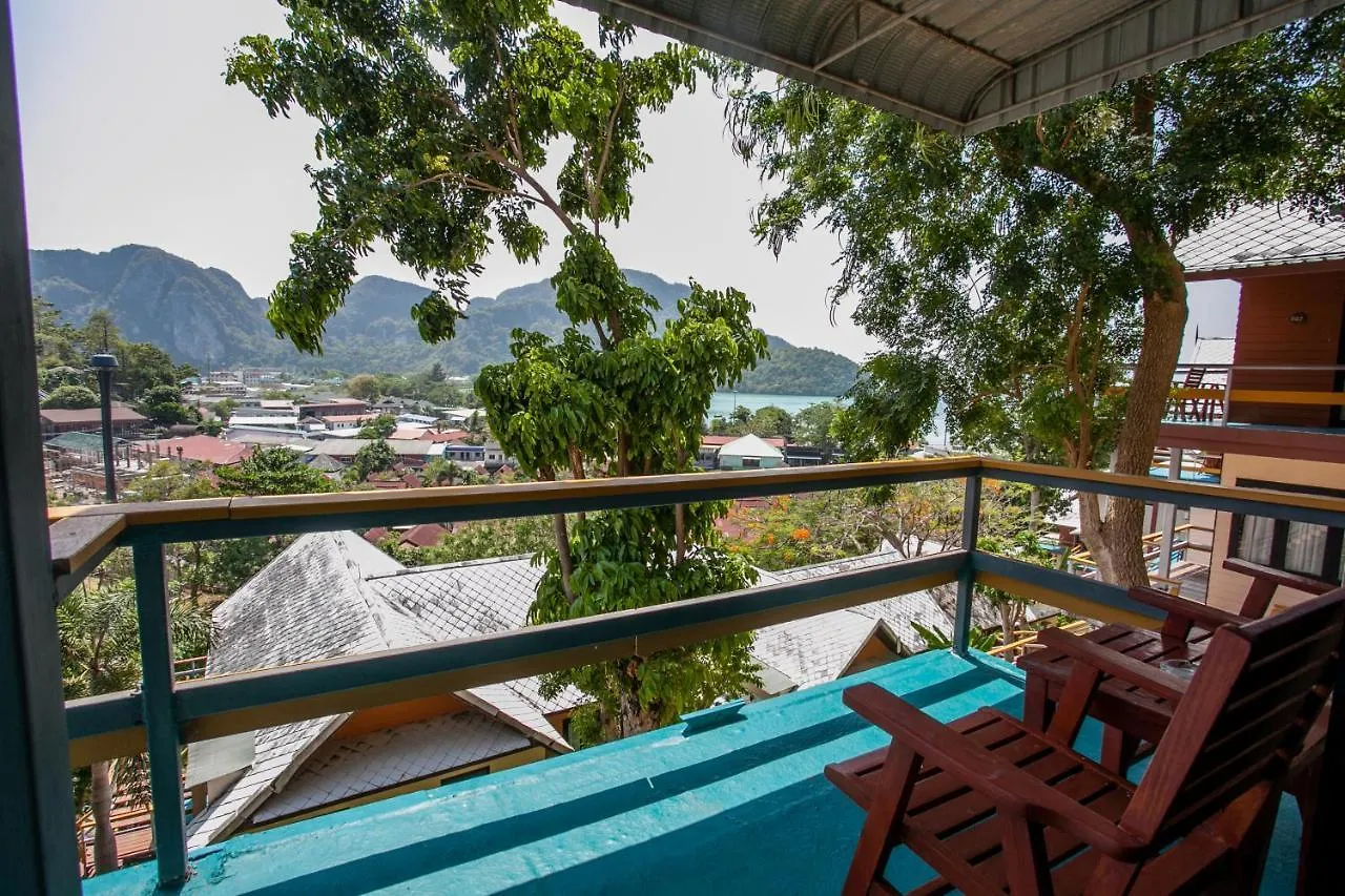 Phitharom Pp Resort Phi Phi Adaları 3*,  Tayland