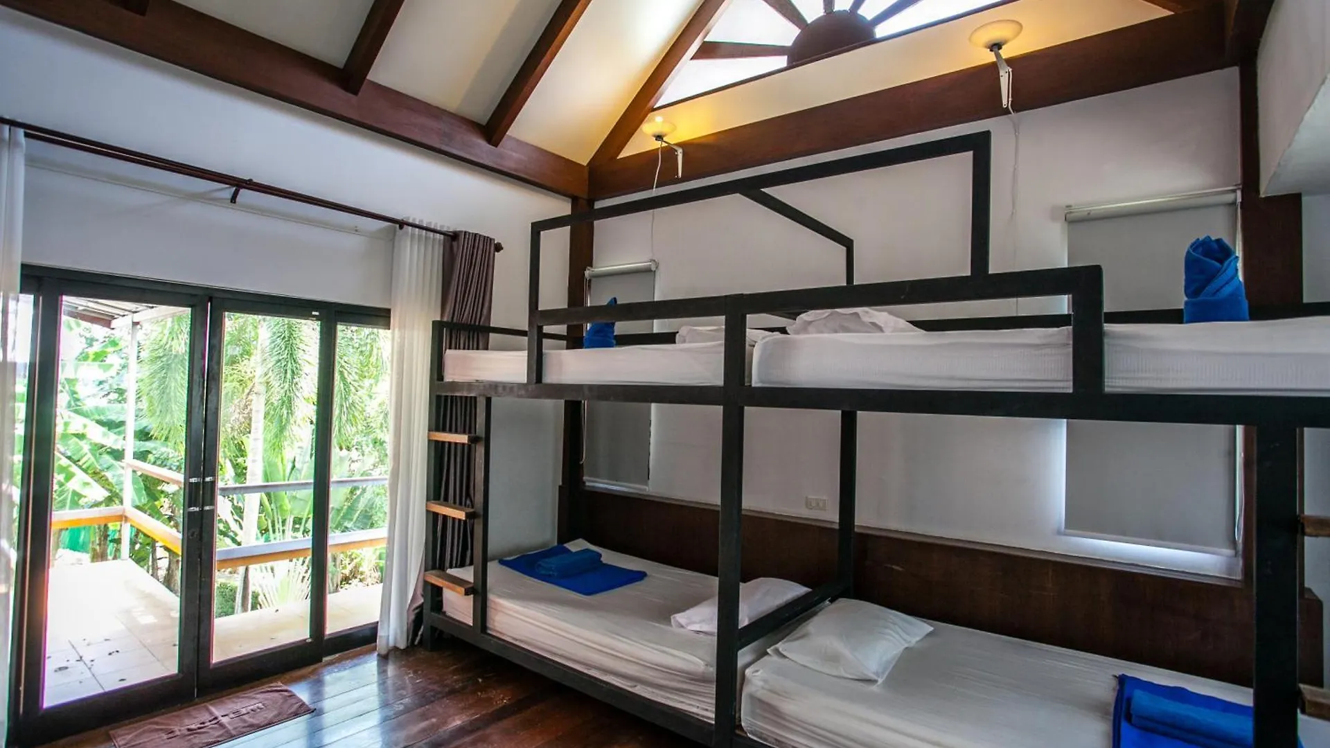 Phitharom Pp Resort Phi Phi Adaları