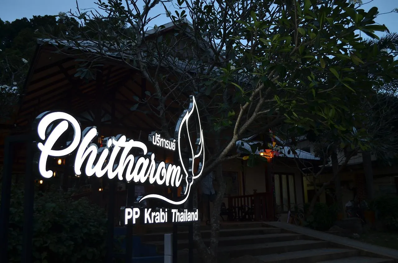 Phitharom Pp Resort Phi Phi Adaları 3*,